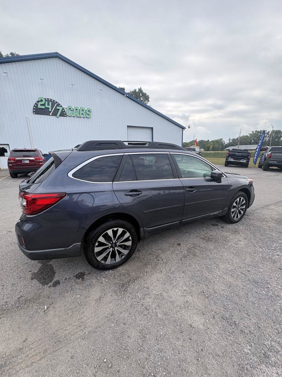 Used 2015 Subaru Outback 2.5i Limited AWD/4WD image 13