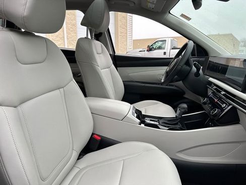 Used 2025 Hyundai Tucson SEL image 18
