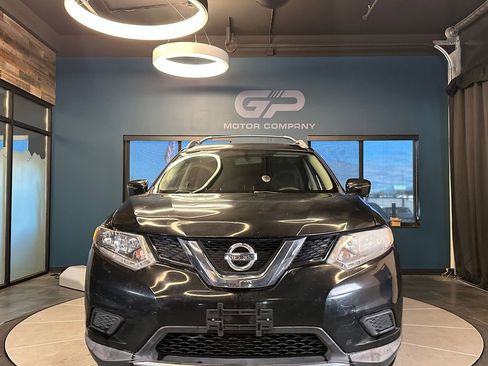 Used 2016 Nissan Rogue SV w/ SV Premium Package image 8