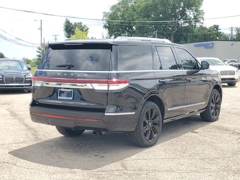 Certified 2024 Lincoln Navigator Reserve AWD/4WD image 6
