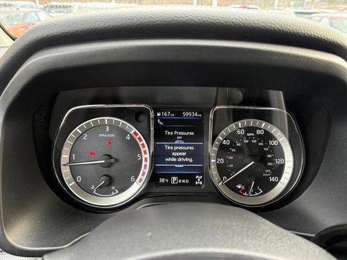 Used 2019 Nissan Titan PRO-4X w/ Pro-4x Convenience Package image 9