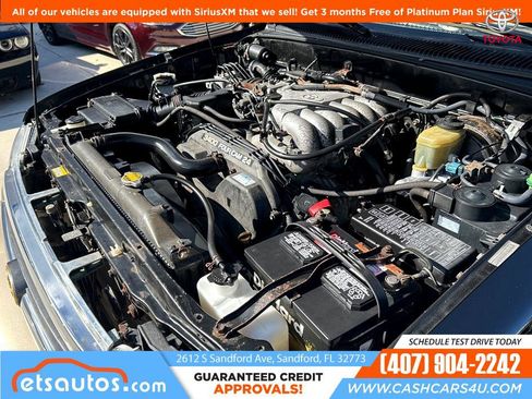 Used 2000 Toyota 4Runner Limited image 19