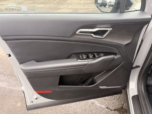 Used 2023 Kia Sportage X-Line w/ X-Line Premium Package image 10