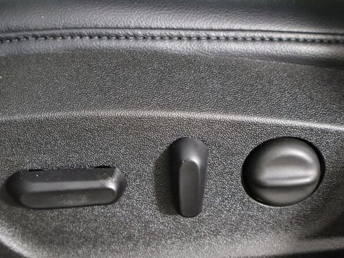 Used 2015 Chevrolet Malibu LT w/ Power Convenience Package FWD image 23