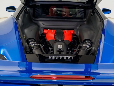 Certified 2022 Ferrari F8 Tributo RWD image 41