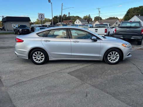 Used 2018 Ford Fusion S image 5