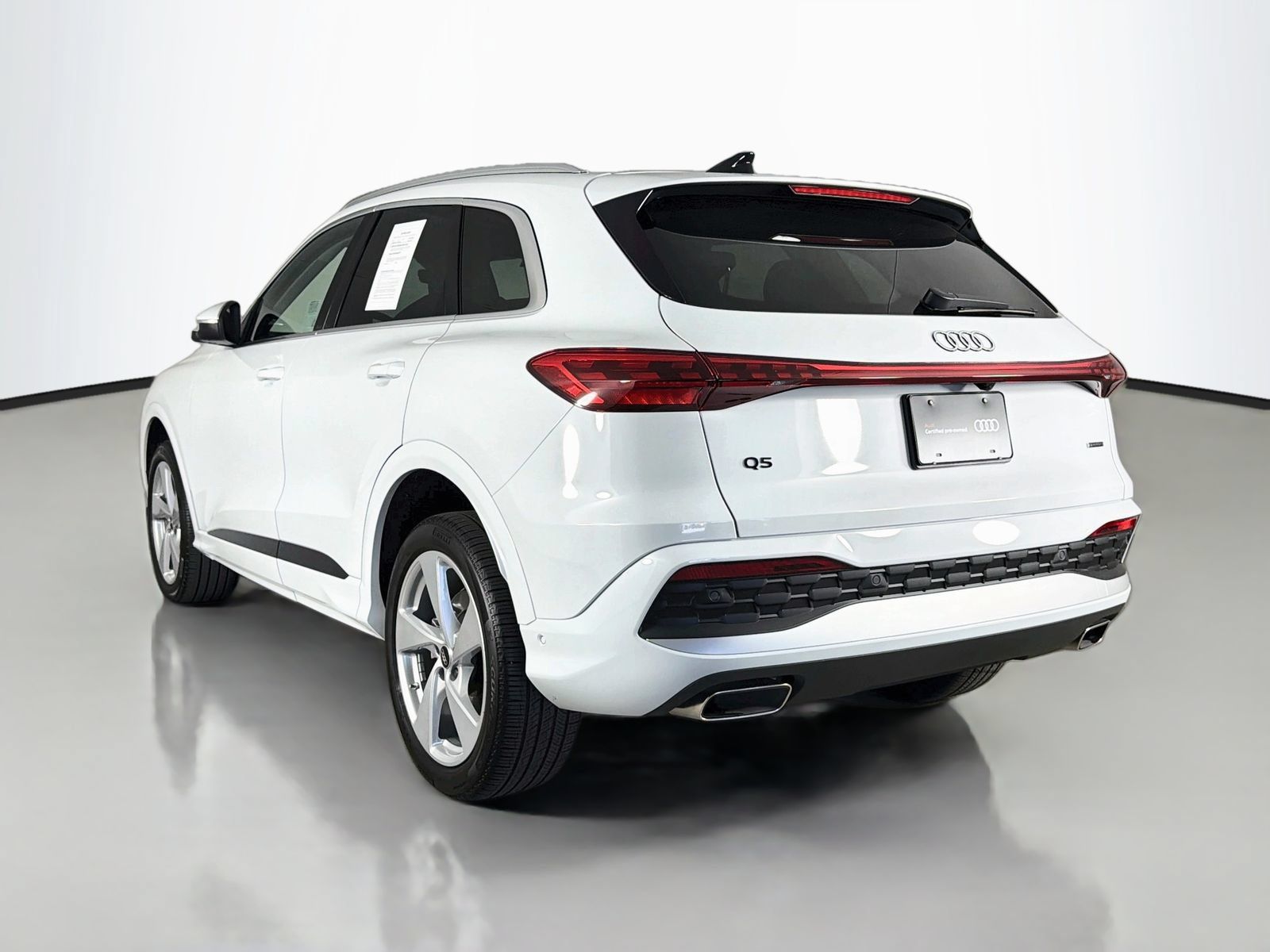 Certified 2025 Audi Q5 Premium w/ Premium Plus AWD/4WD image 5