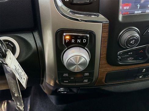 Used 2018 RAM 1500 Laramie image 10