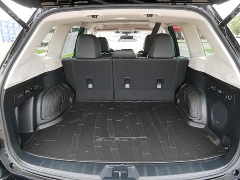 Certified 2023 Subaru Forester Limited AWD/4WD image 18