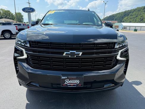 Used 2023 Chevrolet Tahoe RST AWD/4WD image 2