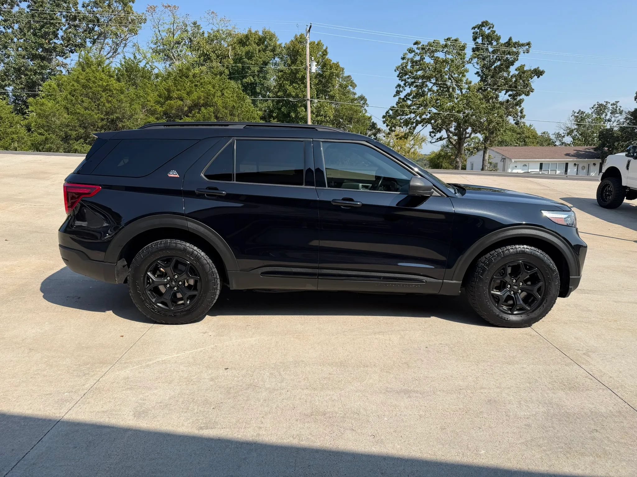 Used 2022 Ford Explorer Timberline AWD/4WD image 2