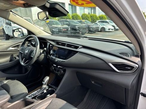 Used 2023 Buick Encore GX Essence w/ Experience Buick Package AWD/4WD image 29