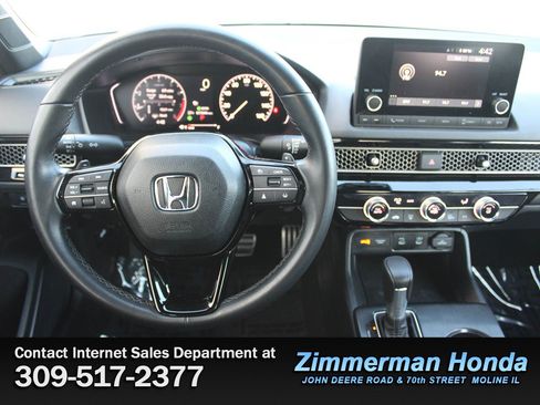 Certified 2025 Honda Civic Sport image 9