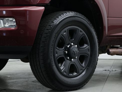 Used 2018 RAM 2500 Laramie w/ Sport Appearance Group AWD/4WD image 8