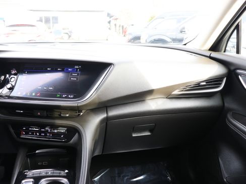 Used 2023 Buick Envision Preferred image 18