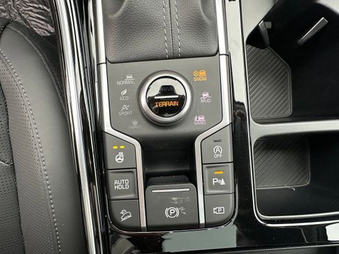 New 2026 Kia Sorento SX image 43