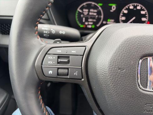 Certified 2025 Honda CR-V Sport-L image 16