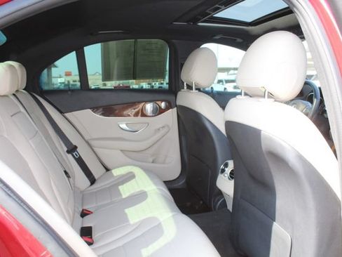 Used 2018 Mercedes-Benz C 300 4MATIC Sedan image 15