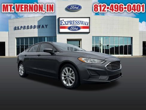 Used 2020 Ford Fusion SE FWD image 11