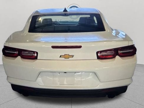 Used 2023 Chevrolet Camaro LT RWD image 4