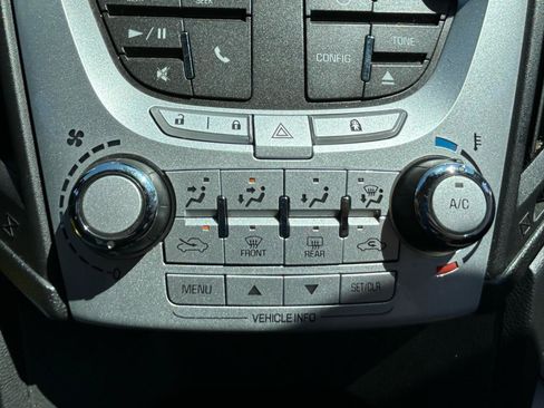 Used 2014 Chevrolet Equinox LT FWD image 24