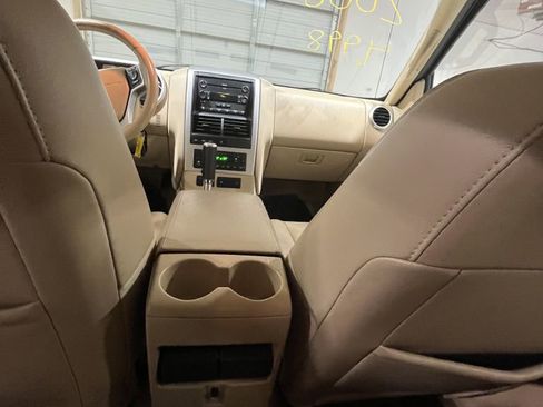 Used 2006 Mercury Mountaineer Premier image 7