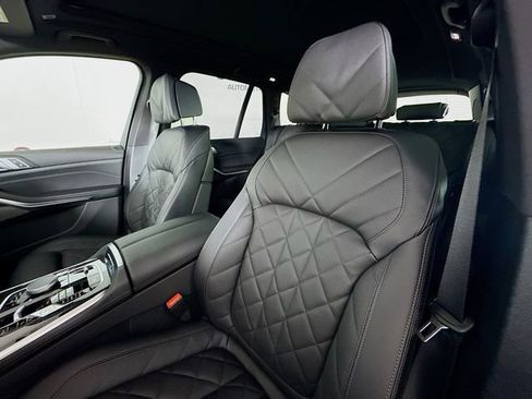 New 2026 BMW X5 xDrive50e w/ M Sport Package image 22