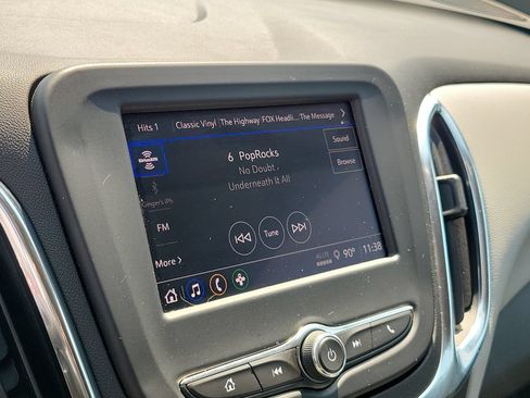 Used 2024 Chevrolet Equinox LS w/ LS Convenience Package FWD image 30
