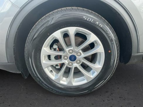 Used 2022 Ford Escape SE FWD image 13