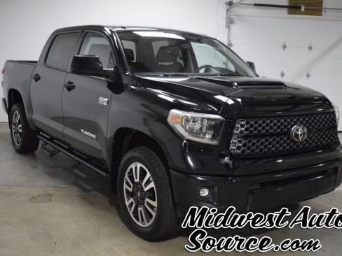 Used 2018 Toyota Tundra SR5 w/ TRD Sport Package AWD/4WD image 6