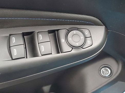 Used 2025 Buick Envista Sport Touring w/ Convenience II Package image 16