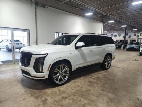 Used 2025 Cadillac Escalade Sport w/ Touring Package AWD/4WD image 1