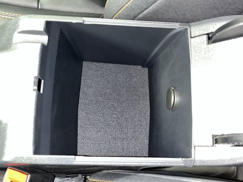 Used 2024 Ford Bronco Badlands image 21