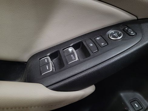 Used 2018 Honda Accord LX image 27