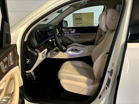 New 2026 Mercedes-Benz GLS 450 4MATIC image 13