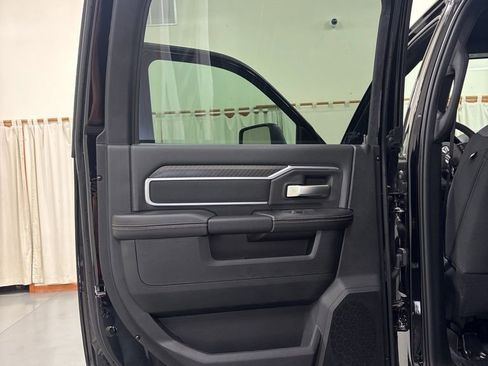 New 2026 RAM 2500 Big Horn AWD/4WD image 20