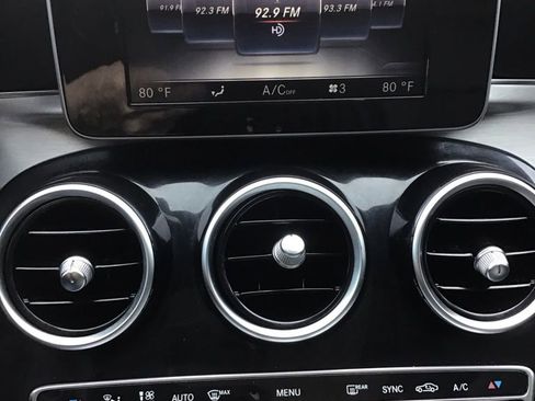 Used 2016 Mercedes-Benz C 300 4MATIC Sedan image 12