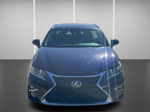 Used 2018 Lexus ES 350 w/ Premier Package image 2