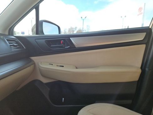 Used 2019 Subaru Outback 2.5i image 38