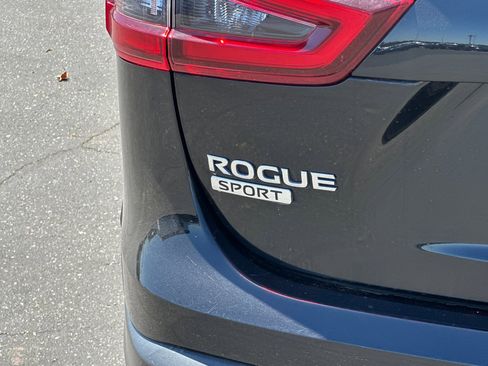 Certified 2022 Nissan Rogue Sport S image 26