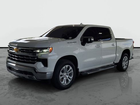 Used 2023 Chevrolet Silverado 1500 LTZ RWD image 4