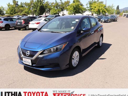 Used 2022 Nissan Leaf S FWD image 1