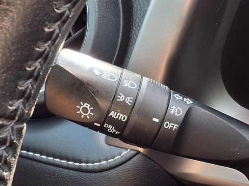 Used 2017 Toyota RAV4 XLE FWD image 15