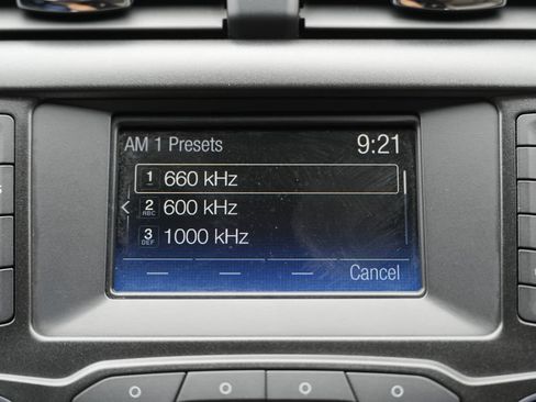 Used 2018 Ford Fusion SE FWD image 55