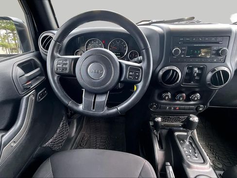Used 2016 Jeep Wrangler Unlimited Sport w/ Quick Order Package 24S AWD/4WD image 6