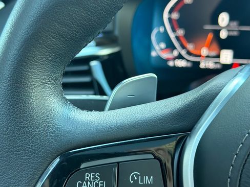 Used 2023 BMW 530i w/ Premium Package image 33