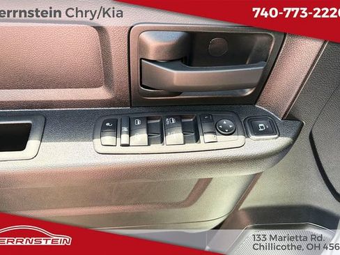 Used 2024 RAM 3500 Tradesman w/ Chrome Appearance Group AWD/4WD image 15