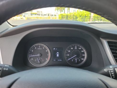 Used 2018 Hyundai Tucson Limited w/ Cargo Package FWD image 35
