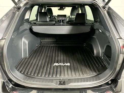 Used 2021 Toyota RAV4 XSE w/ XSE Grade Weather Package image 27