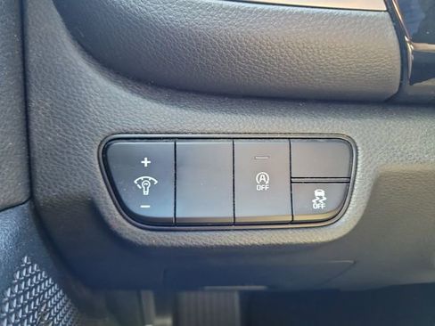 Used 2025 Kia Seltos S FWD image 21